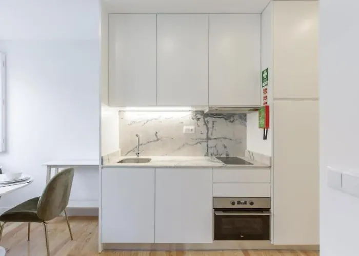 Cosy And Modern Loft Lägenhet