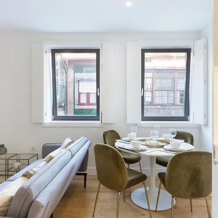 Апартаменты Cosy And Modern Loft Порту